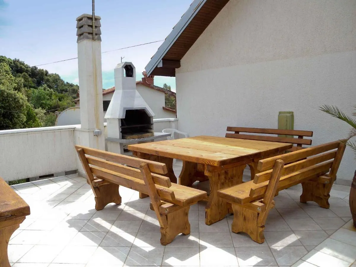 Apartment Supetarska Draga 26